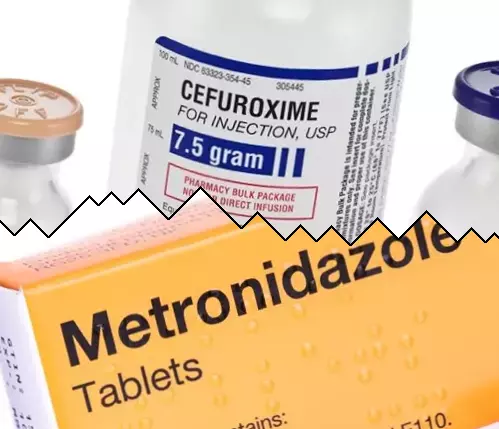 Cefuroxime vs Metronidazole